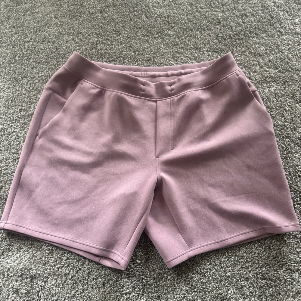 Lululemon Athletica smooth spacer short 7 inch size extra large
